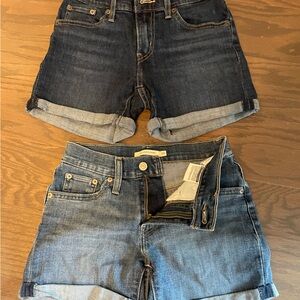 Levi mid length short